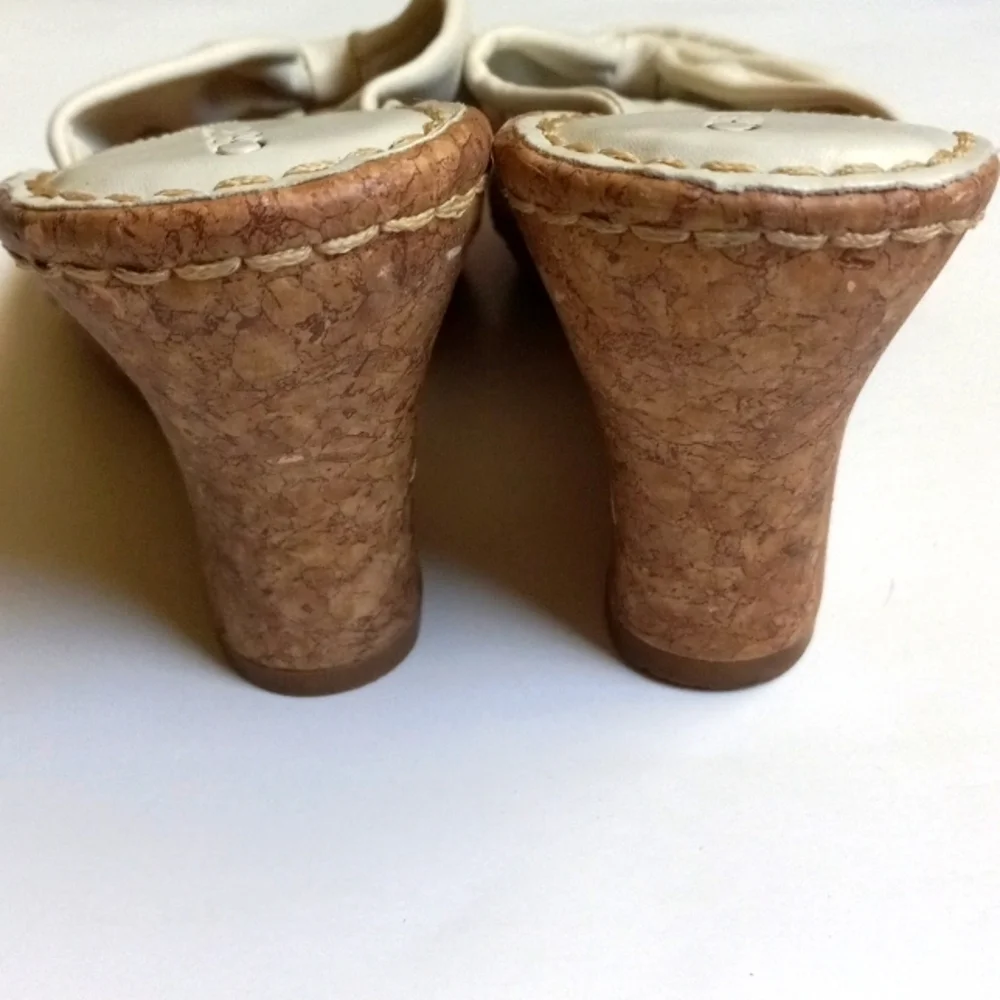 WEDGE CORK OFF WHITE SANDALS